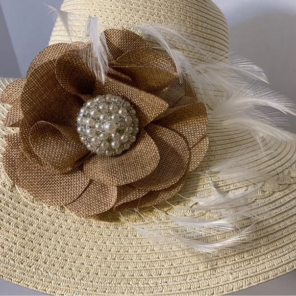 Large Brim 100% Paper Creme Hat One Size - Picture 6 of 10